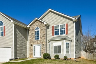 6083 Trotters Cir in Fairburn, GA - Building Photo - Building Photo