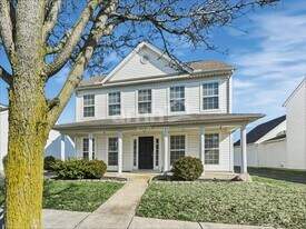 2490 Delowe St in Grove City, OH - Building Photo