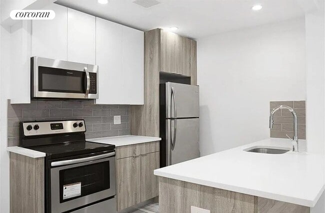 property at 517 W 134th St
