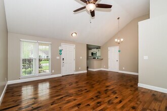 660 Rebecca Jane Dr in Mooresville, NC - Building Photo - Building Photo