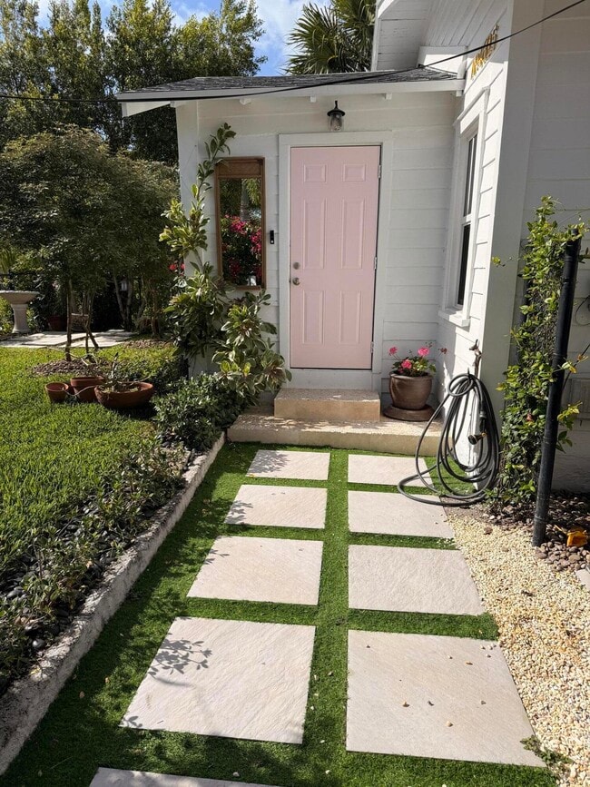 4605 Garden Ave in West Palm Beach, FL - Building Photo - Building Photo