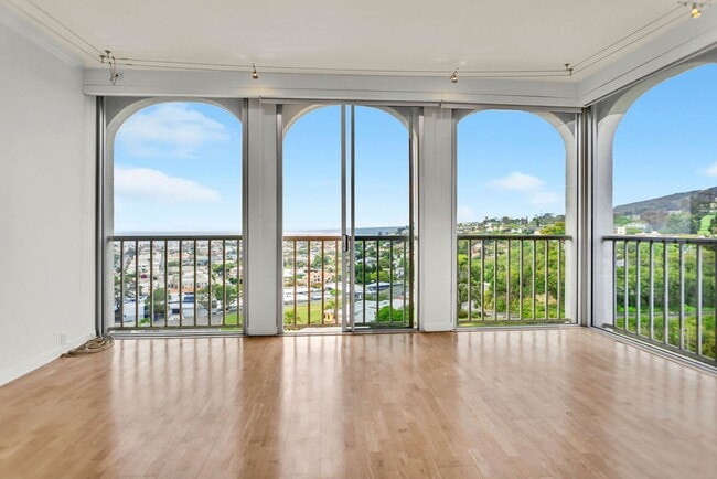 property at 1001 Genter St