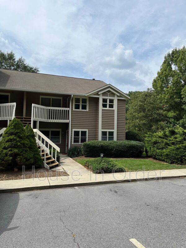 property at 4 Timberlake Dr