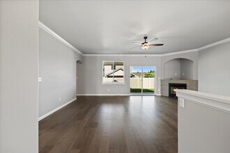 421 N 76th Ave in Yakima, WA - Building Photo - Building Photo