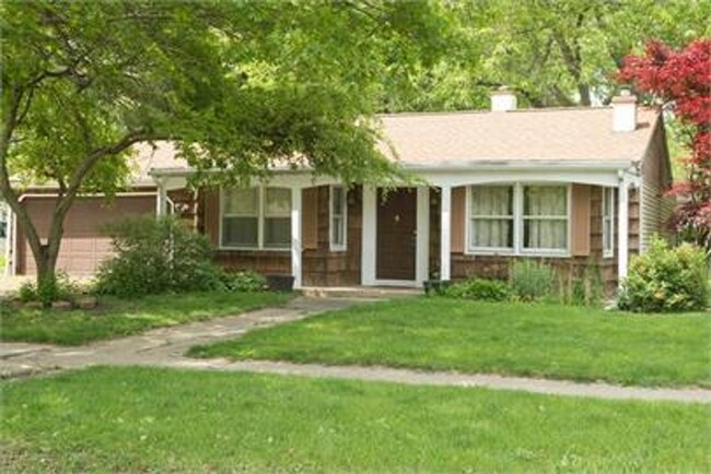 property at 1008 E Florida Ave