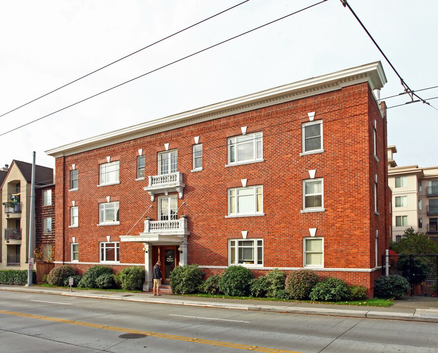 The Wayfarer Cooperative in Seattle, WA - Building Photo