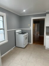 291 Lexington St in Boston, MA - Foto de edificio - Building Photo