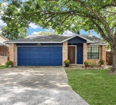 6050 Broadmeadow in San Antonio, TX - Building Photo