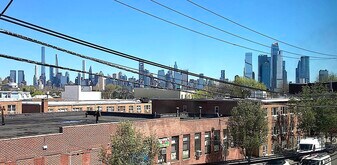 203-207-207 Hackensack Plank Rd in Weehawken, NJ - Building Photo