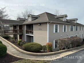 1129 Robin Hood Ct, Unit 304 in Harrisonburg, VA - Building Photo - Building Photo
