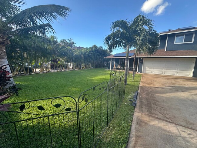 73 Honuea Pl in Kihei, HI - Building Photo - Building Photo