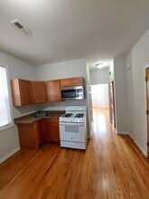 4142 W Kamerling Ave-Unit -2 in Chicago, IL - Building Photo - Building Photo