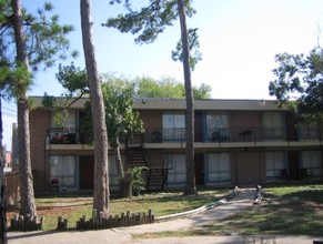 Aldine Apartments in Houston, TX - Building Photo - Building Photo