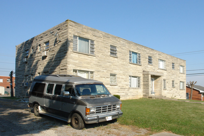 1657 Maywick View Ln in Lexington, KY - Building Photo - Building Photo