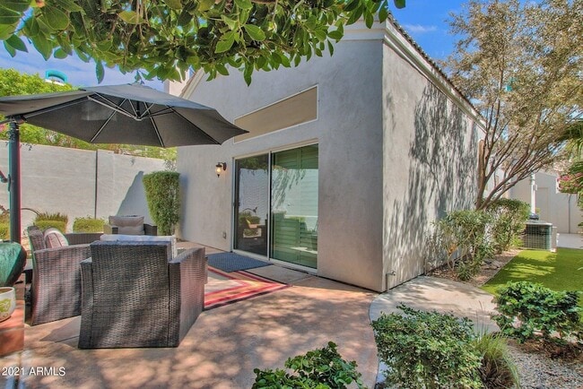 1138 E Amberwood Dr in Phoenix, AZ - Building Photo - Building Photo