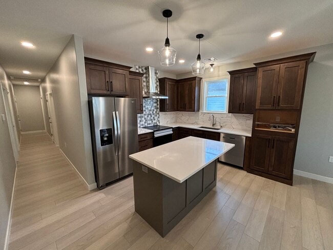 property at 611 Yuma St