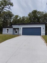 11112 N Easter Terrace in Citrus Springs, FL - Building Photo
