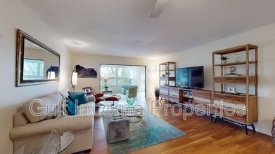 315 Timber Lake Dr in Bradenton, FL - Building Photo - Building Photo