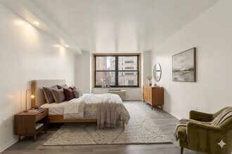 102 Christopher Columbus Dr in Jersey City, NJ - Building Photo - Building Photo