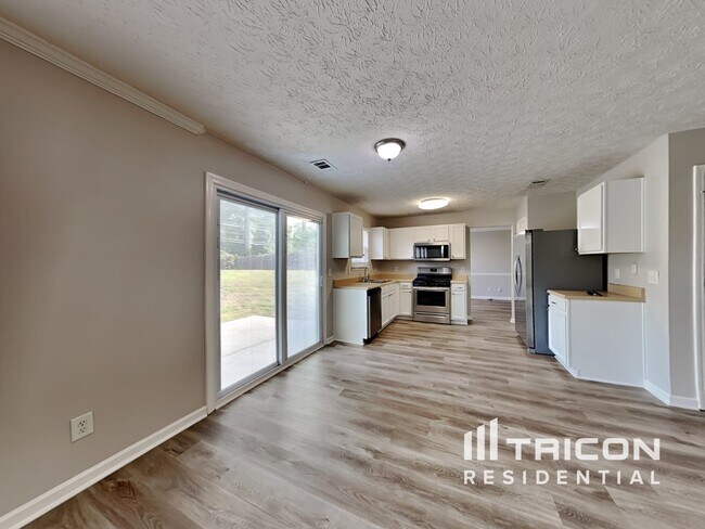 13 Red Maple Way in Dallas, GA - Building Photo - Building Photo