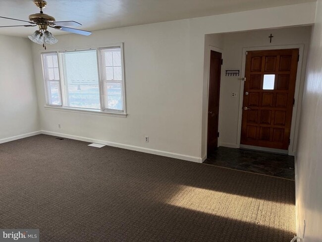 251 Summit Ave in Mantua, NJ - Building Photo - Building Photo