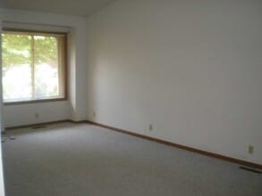 1110 Grandview Ave in Tomah, WI - Building Photo - Building Photo