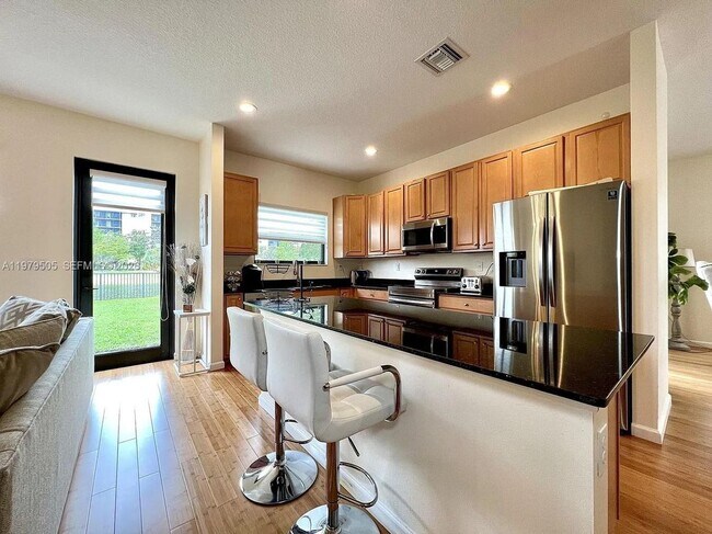 965 NE 193rd Terrace in Miami, FL - Building Photo - Building Photo