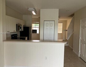 205 SE 29th Terrace in Homestead, FL - Building Photo - Building Photo