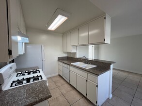 F in Harbor City, CA - Building Photo - Interior Photo