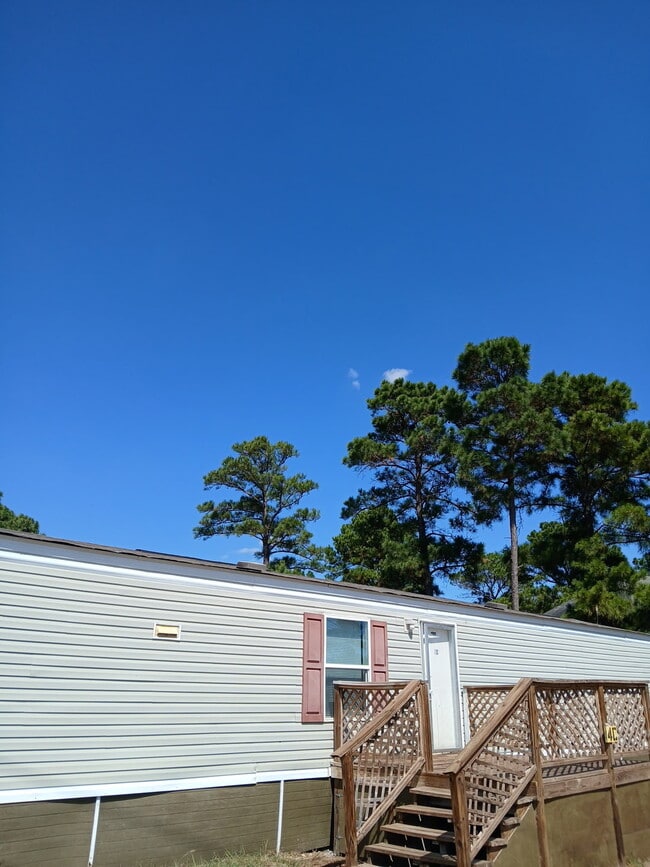 828 E Hwy 71 in Austin, TX - Building Photo - Building Photo