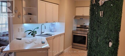 3888 Duke of York Blvd in Mississauga, ON - Building Photo - Building Photo