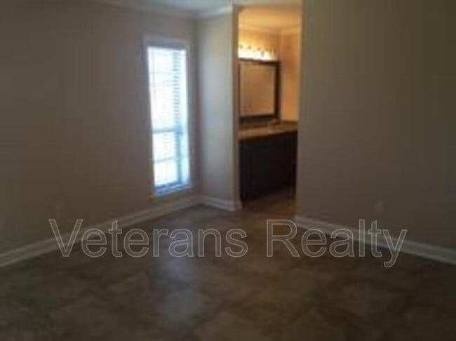 2135 Baywood Dr in Biloxi, MS - Building Photo - Building Photo