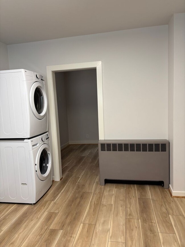 421 W Market St in Bethlehem, PA - Building Photo - Building Photo