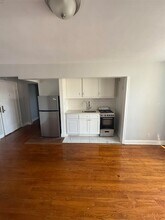 165 Vroom St, Unit 4M in Jersey City, NJ - Building Photo - Building Photo
