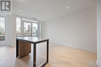 15 Richardson St in Toronto, ON - Building Photo - Building Photo