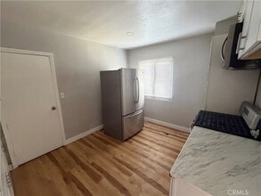 1459 S Euclid Ave, Unit 8 in Ontario, CA - Foto de edificio - Building Photo