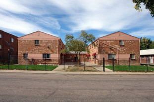 Alton Court Apartments