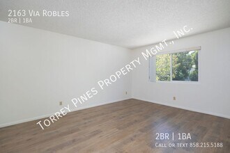 2163 Via Robles in Oceanside, CA - Building Photo - Building Photo