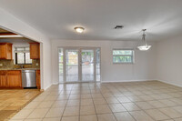 4163 NW 2nd Ct in Boca Raton, FL - Foto de edificio - Building Photo