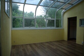 520 W Buena Ventura St in Colorado Springs, CO - Building Photo - Building Photo