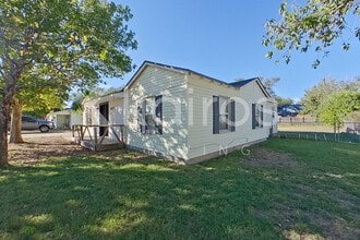 2415 6th Ave in Canyon, TX - Building Photo - Building Photo