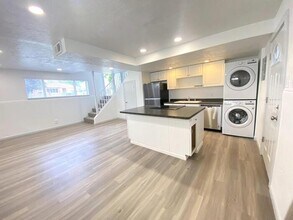 295 E 400 S St in Orem, UT - Building Photo - Building Photo