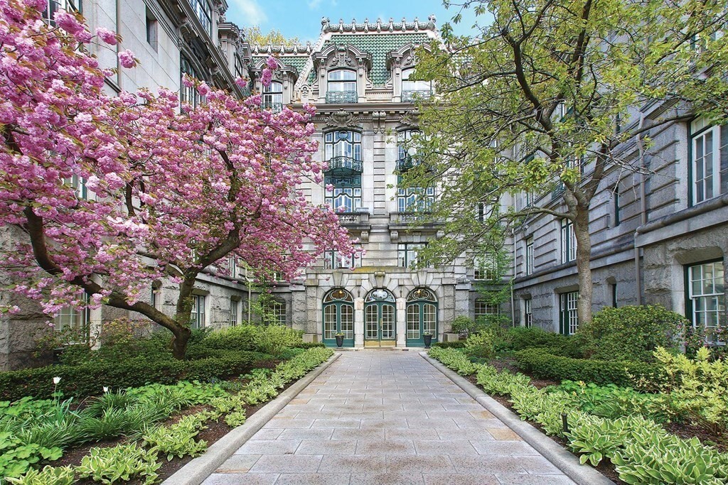 1514 Beacon St in Brookline, MA - Foto de edificio