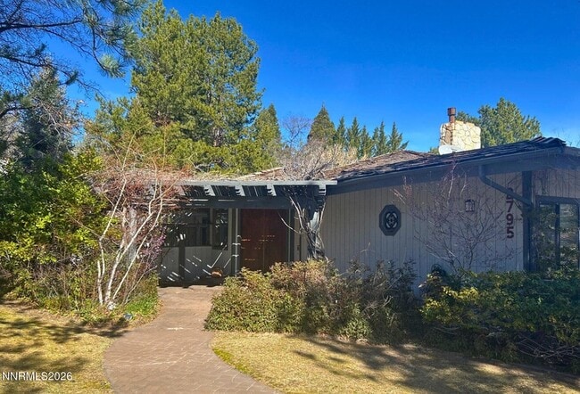 2795 Lakeridge Terrace W in Reno, NV - Building Photo - Building Photo