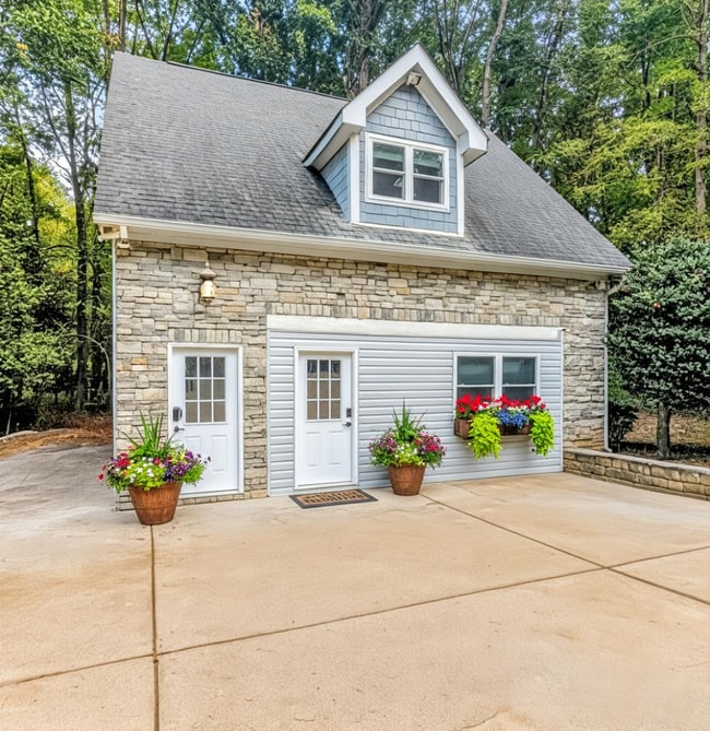 property at 14625 Phillips Rd