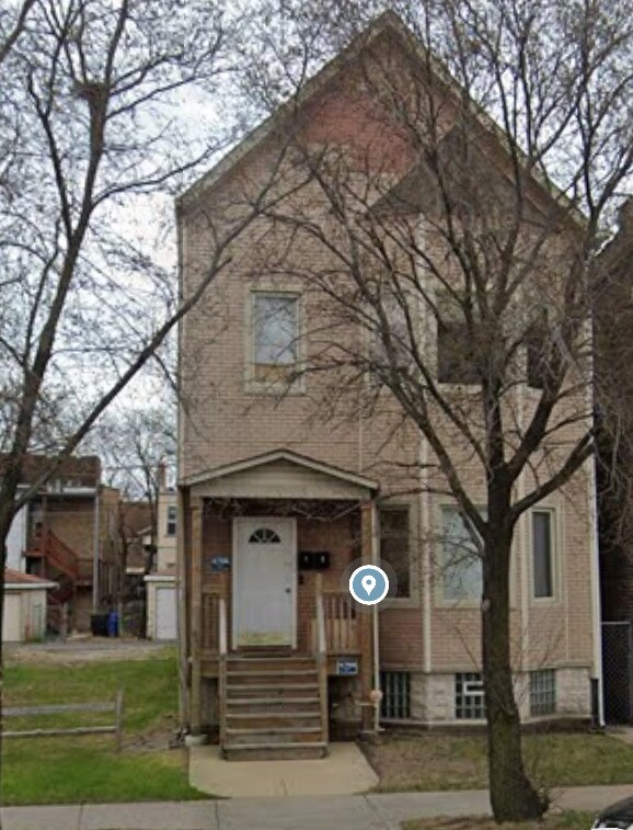 property at 7233 S Stony Island Ave