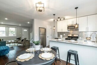 1330 W 37th St in Baltimore, MD - Building Photo - Building Photo