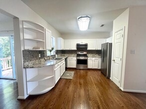 206 Connery Terrace SW in Leesburg, VA - Building Photo - Building Photo