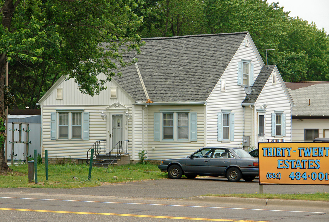 3020 Rice St in Little Canada, MN - Building Photo