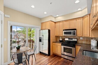 72 Exchange St in Waltham, MA - Building Photo - Building Photo